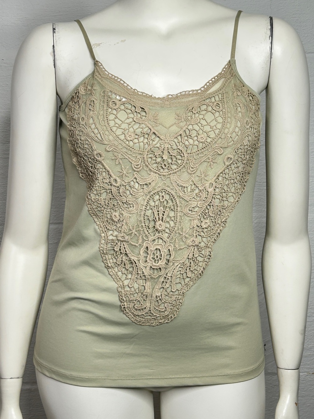 Boutique Essentials Green Cami Tank Top Size XL Crochet Lace Bib Detail Sage NEW
